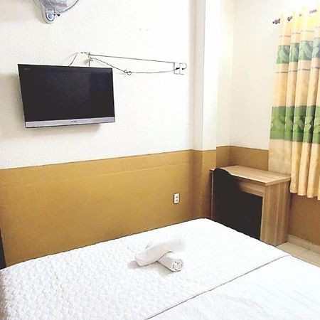 Khach San Huong Quynh Hotell Ho Chi Minh-staden Exteriör bild