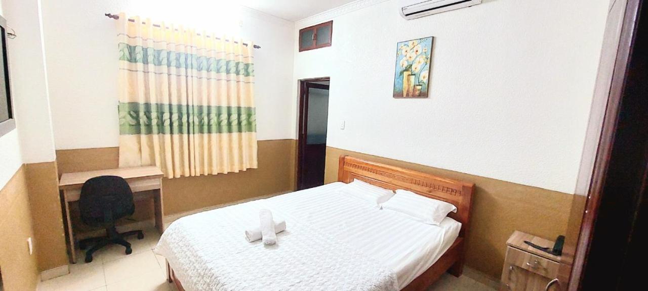 Khach San Huong Quynh Hotell Ho Chi Minh-staden Exteriör bild