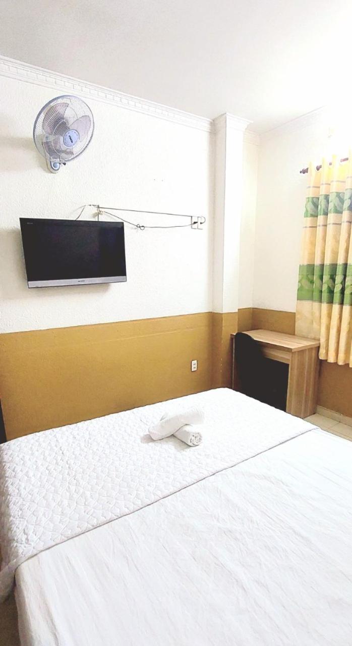 Khach San Huong Quynh Hotell Ho Chi Minh-staden Exteriör bild